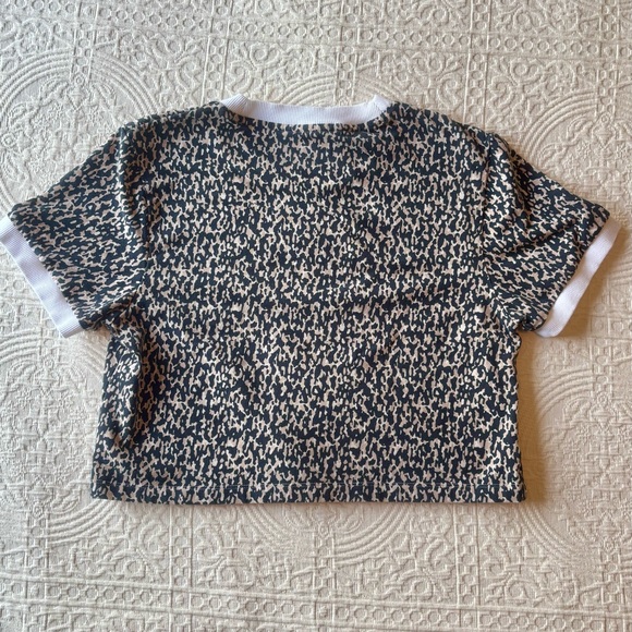 adidas cropped cotton tee size XS cheetah leopard - Picture 3 of 9
